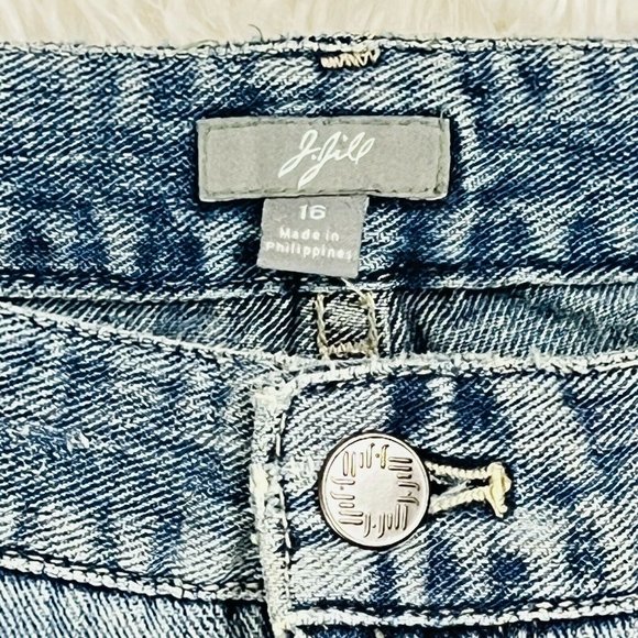 Sexy Plus Size J. Jill Stonewash Soft Distressed Bootcut Jeans Size 16 - Picture 5 of 7